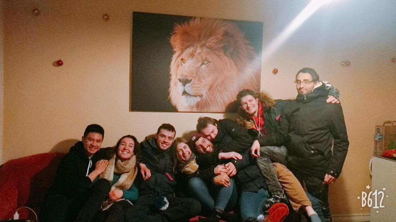 Escobars Backpackers Hostel Ryga Zewnętrze zdjęcie